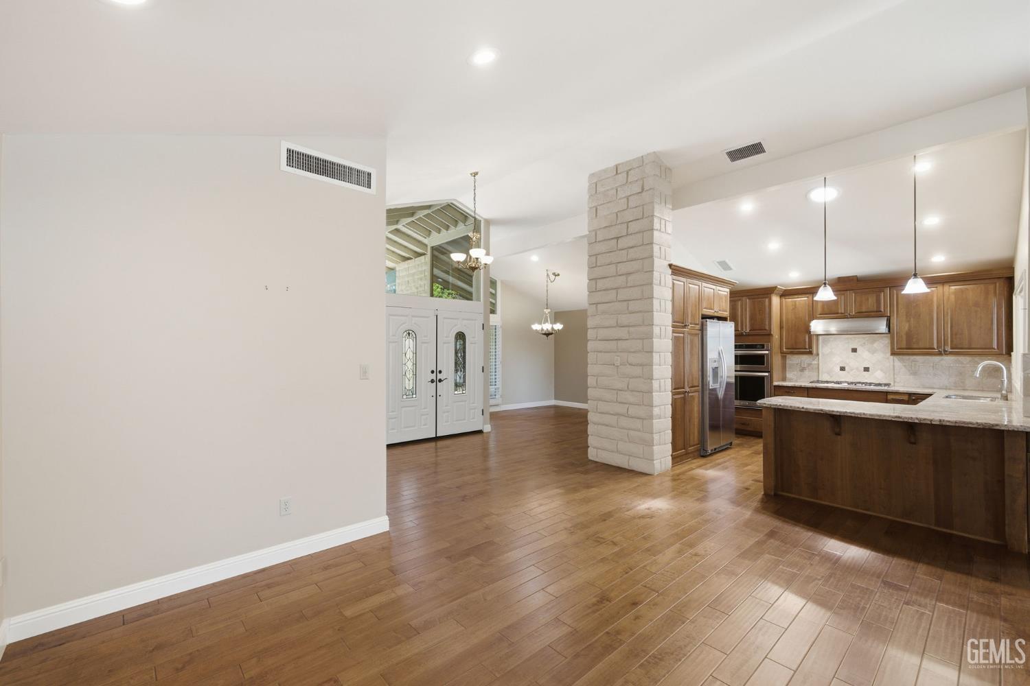 7501 El Roble Court