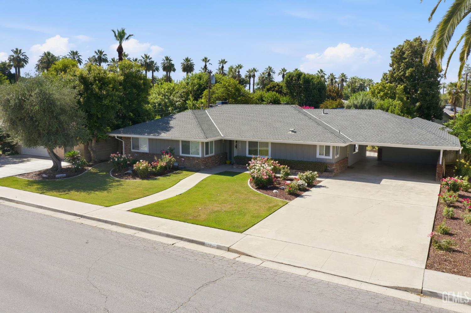 7007 Mesa Verde Way