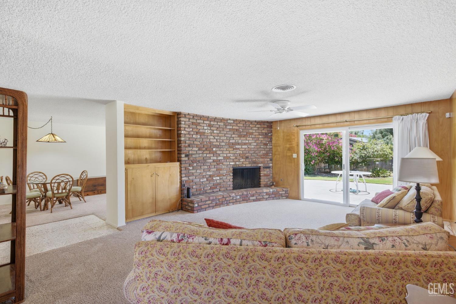 7007 Mesa Verde Way
