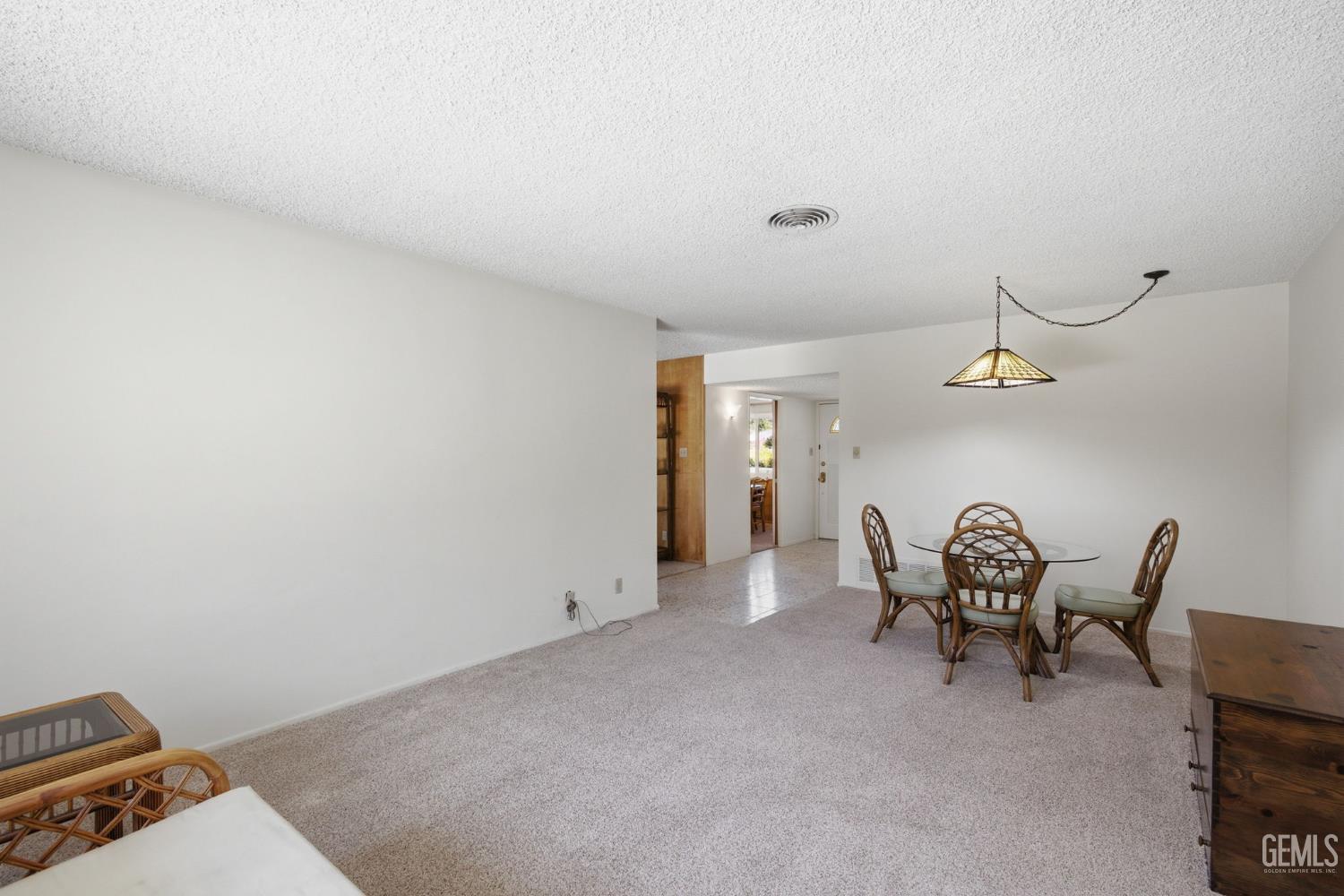 7007 Mesa Verde Way