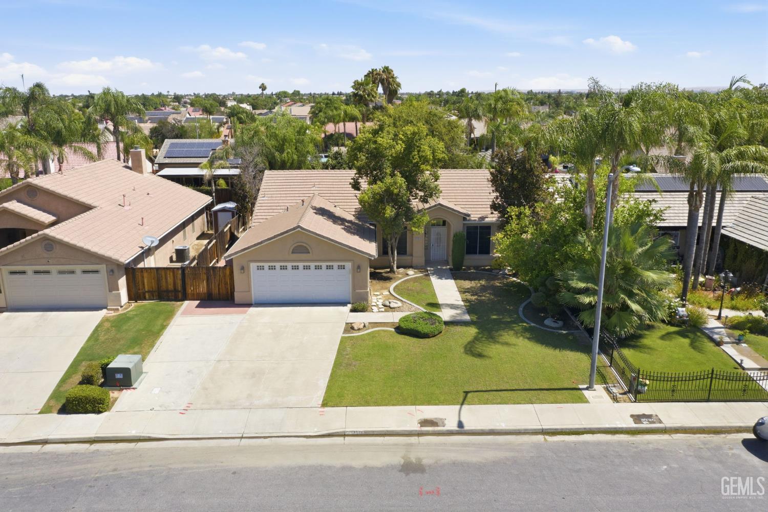 12514 Sawtooth Avenue