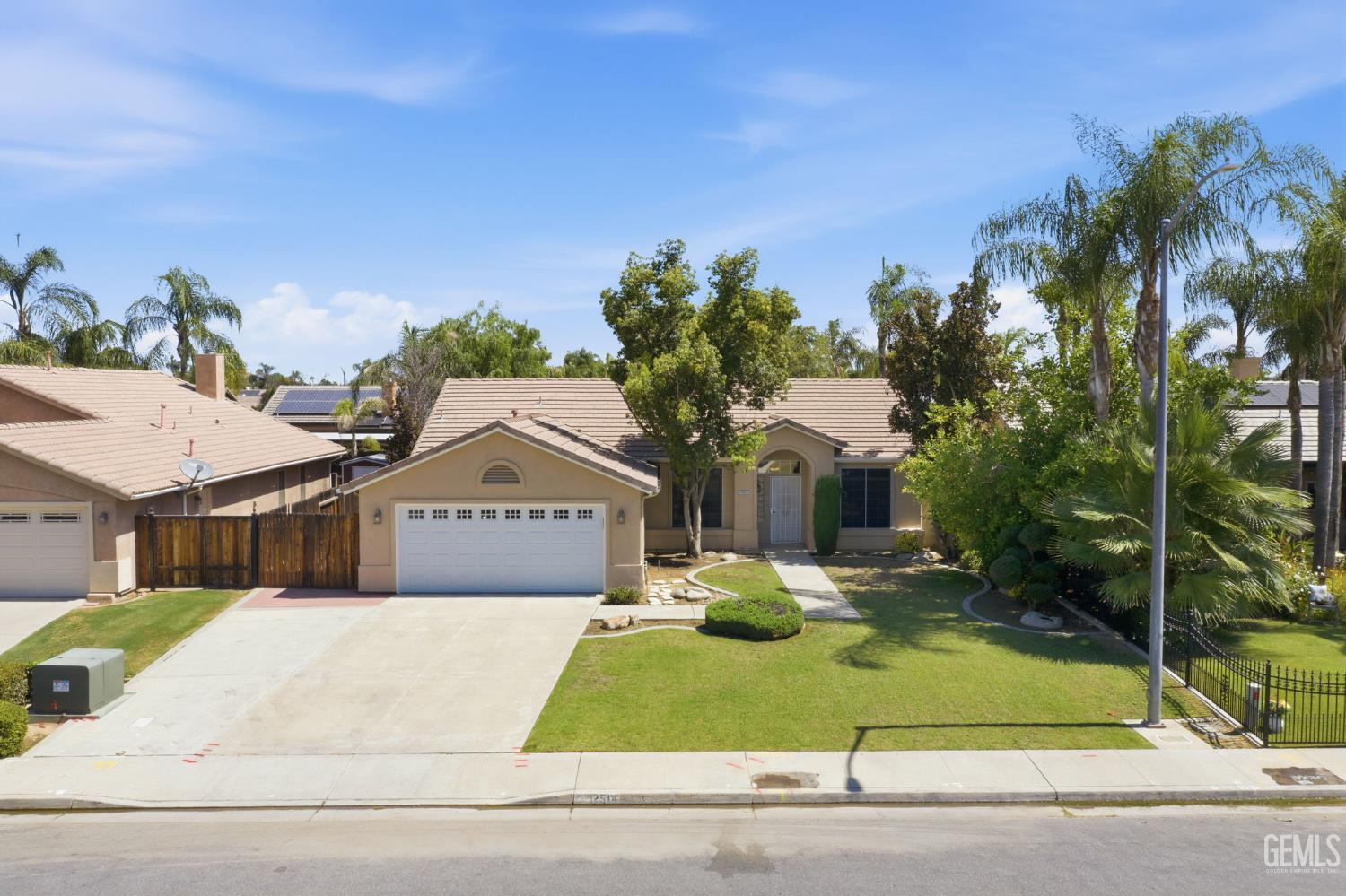 12514 Sawtooth Avenue