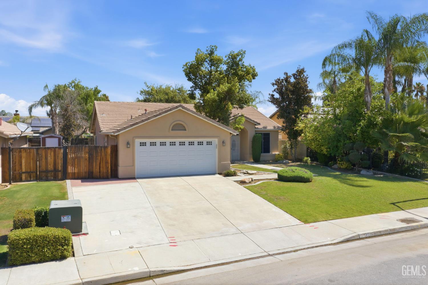 12514 Sawtooth Avenue