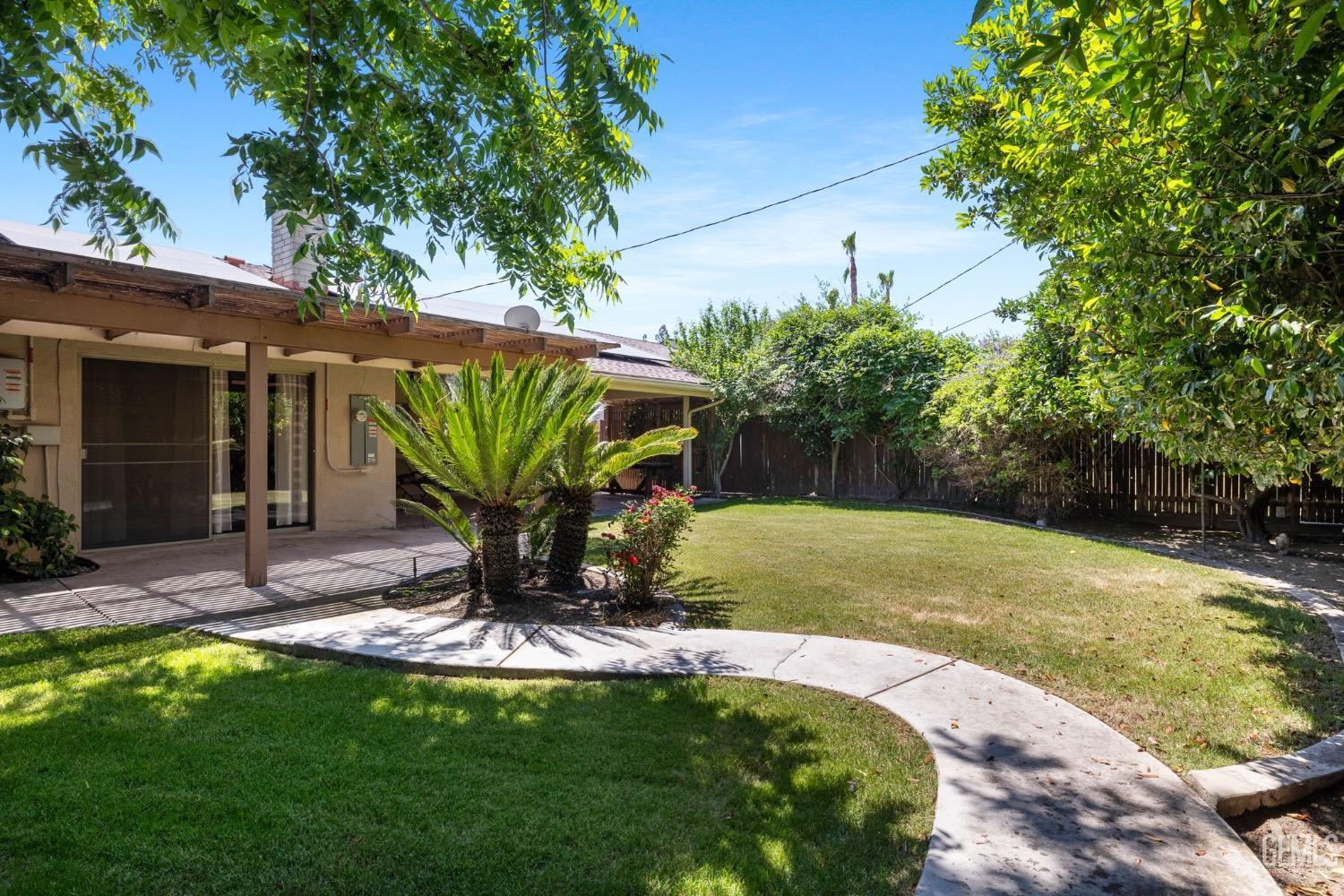 2513 Elm Street