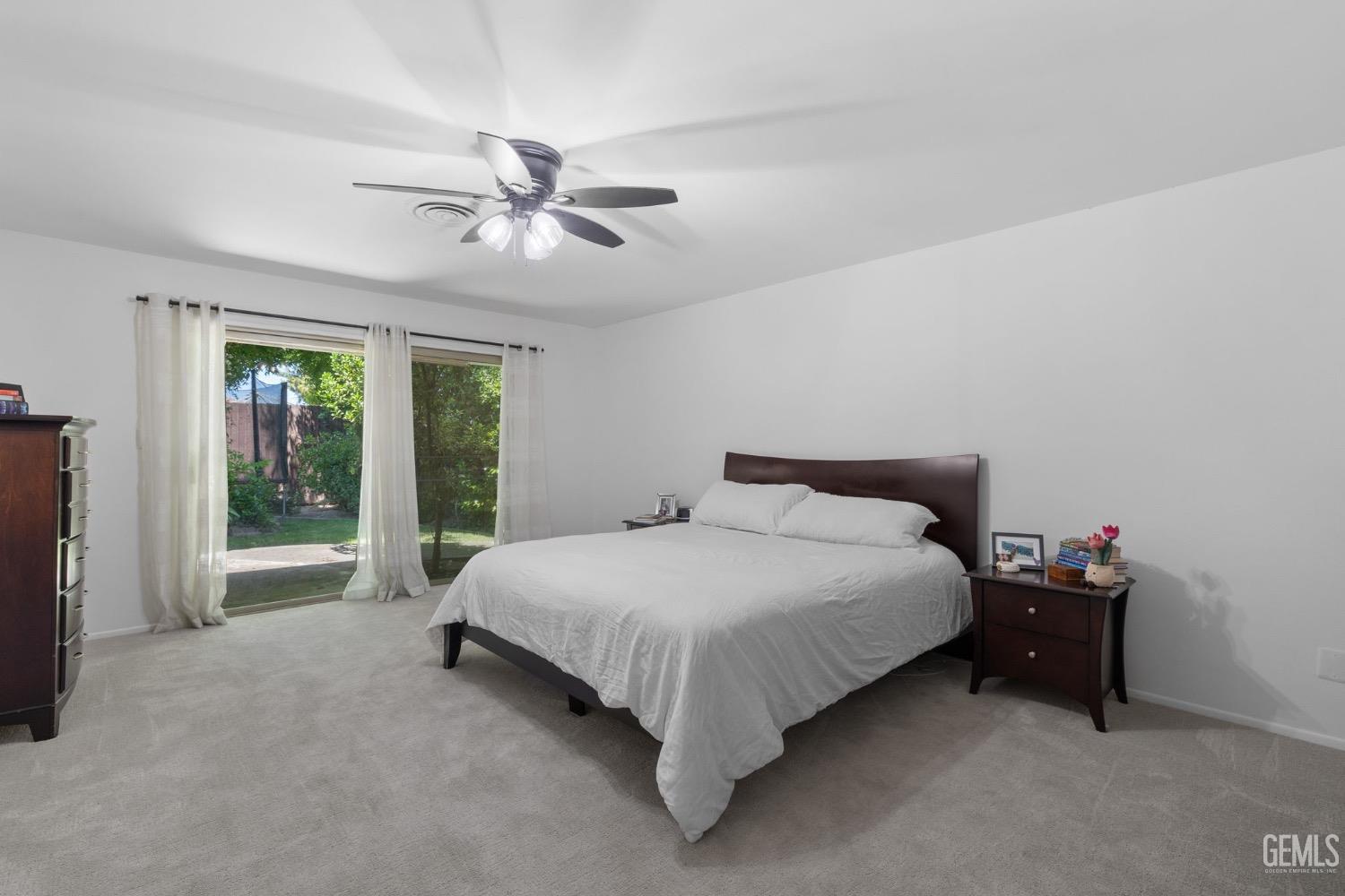 2513 Elm Street