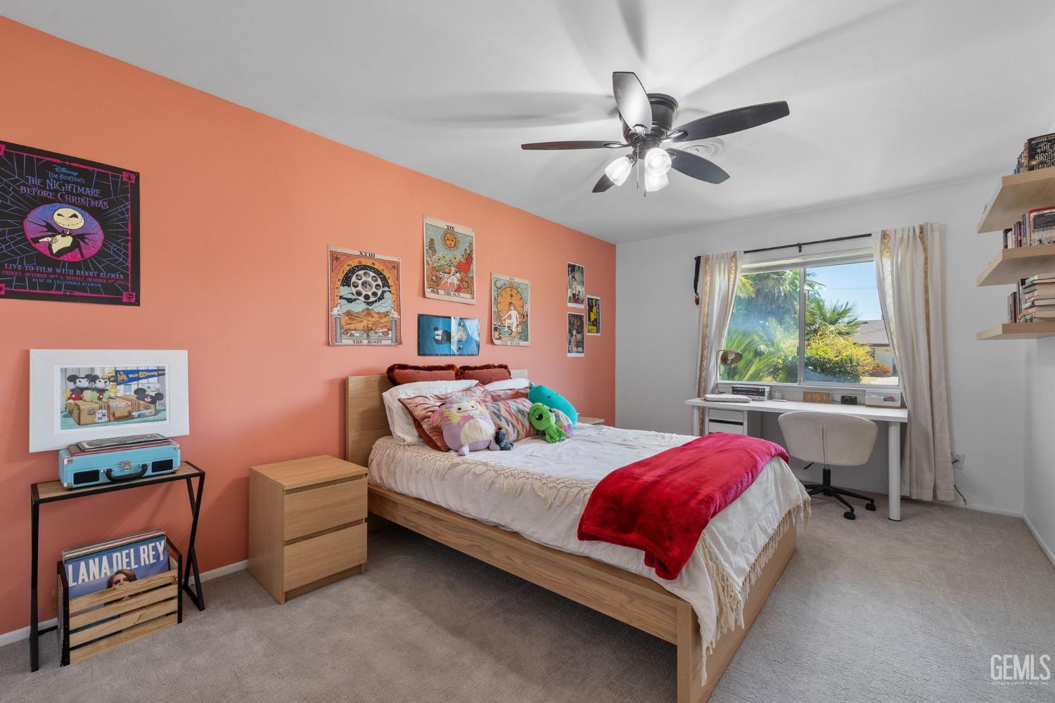 2513 Elm Street