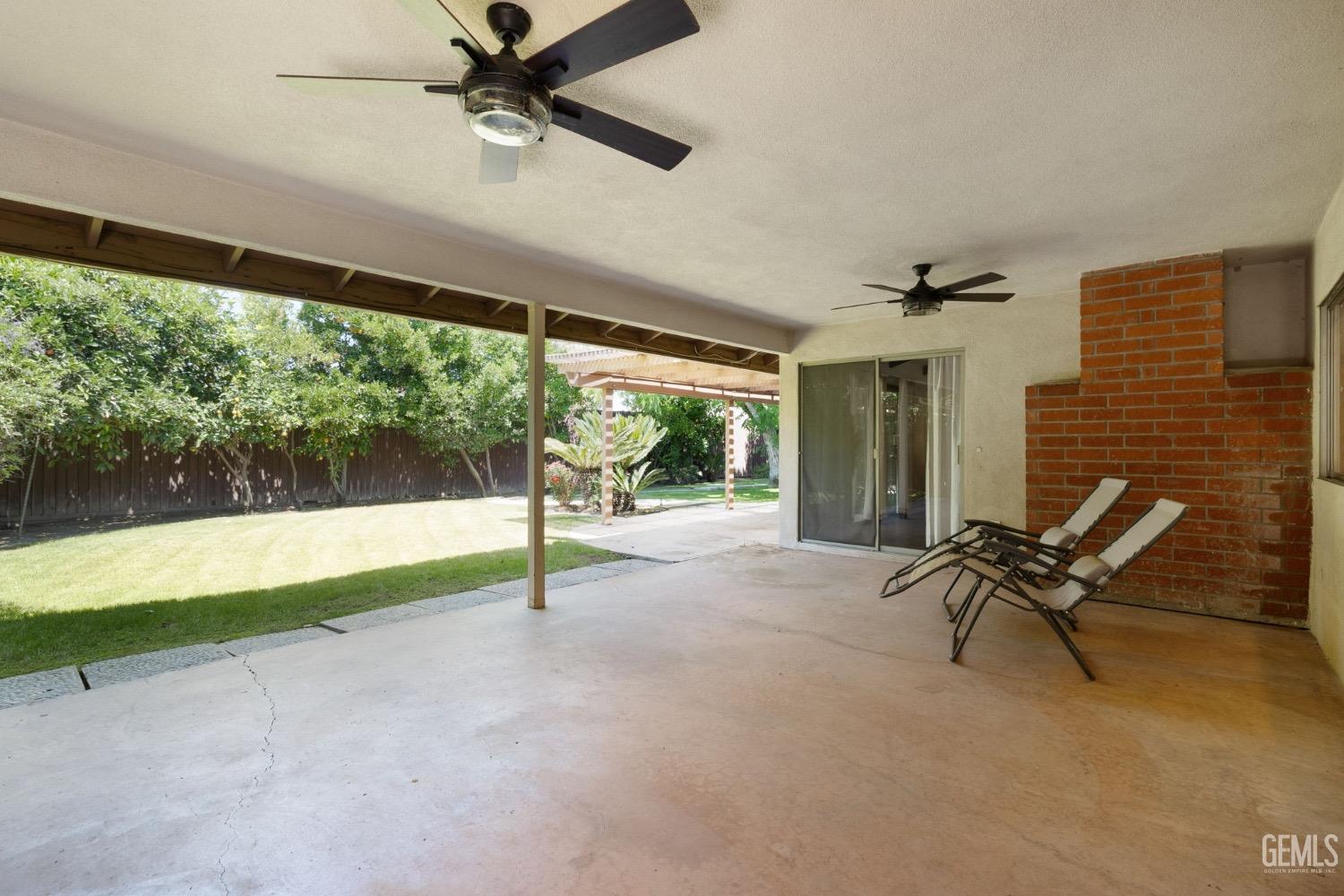 2513 Elm Street