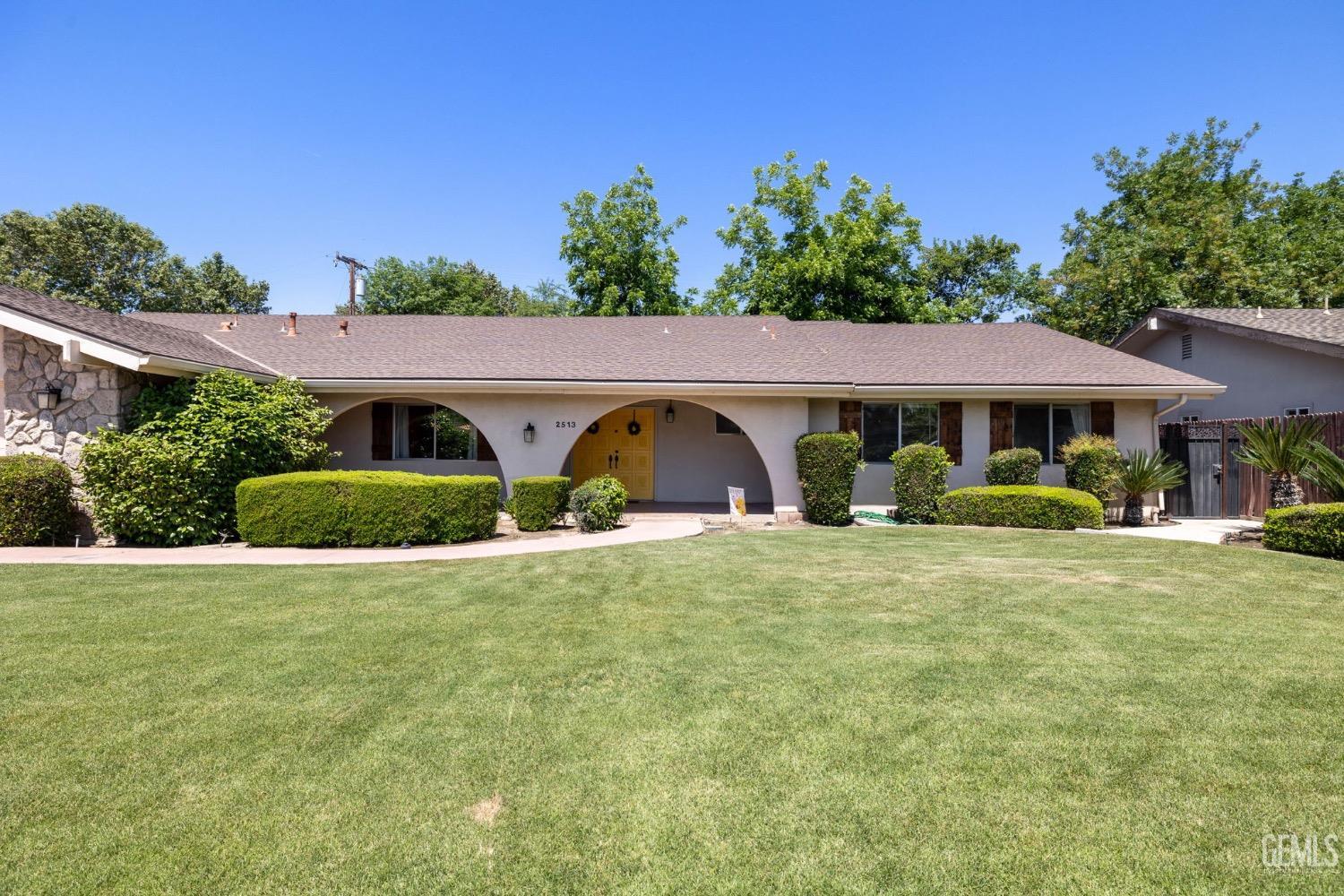 2513 Elm Street