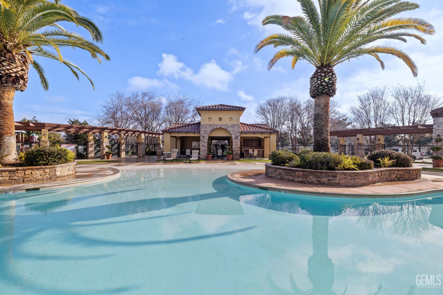 317 Dumont Drive