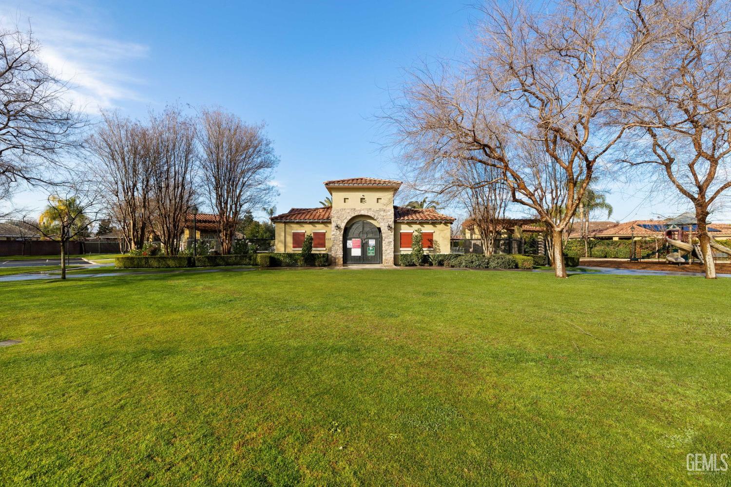 317 Dumont Drive