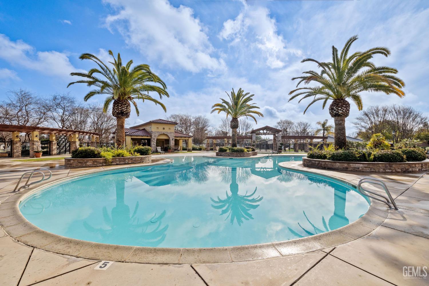 317 Dumont Drive