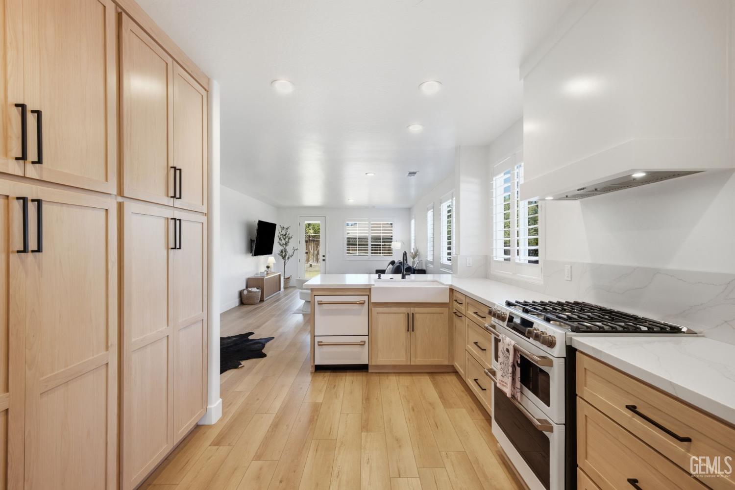 317 Dumont Drive