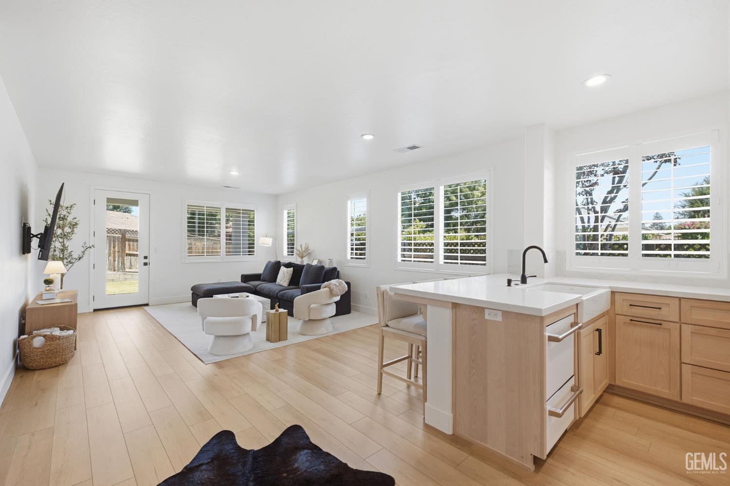 317 Dumont Drive