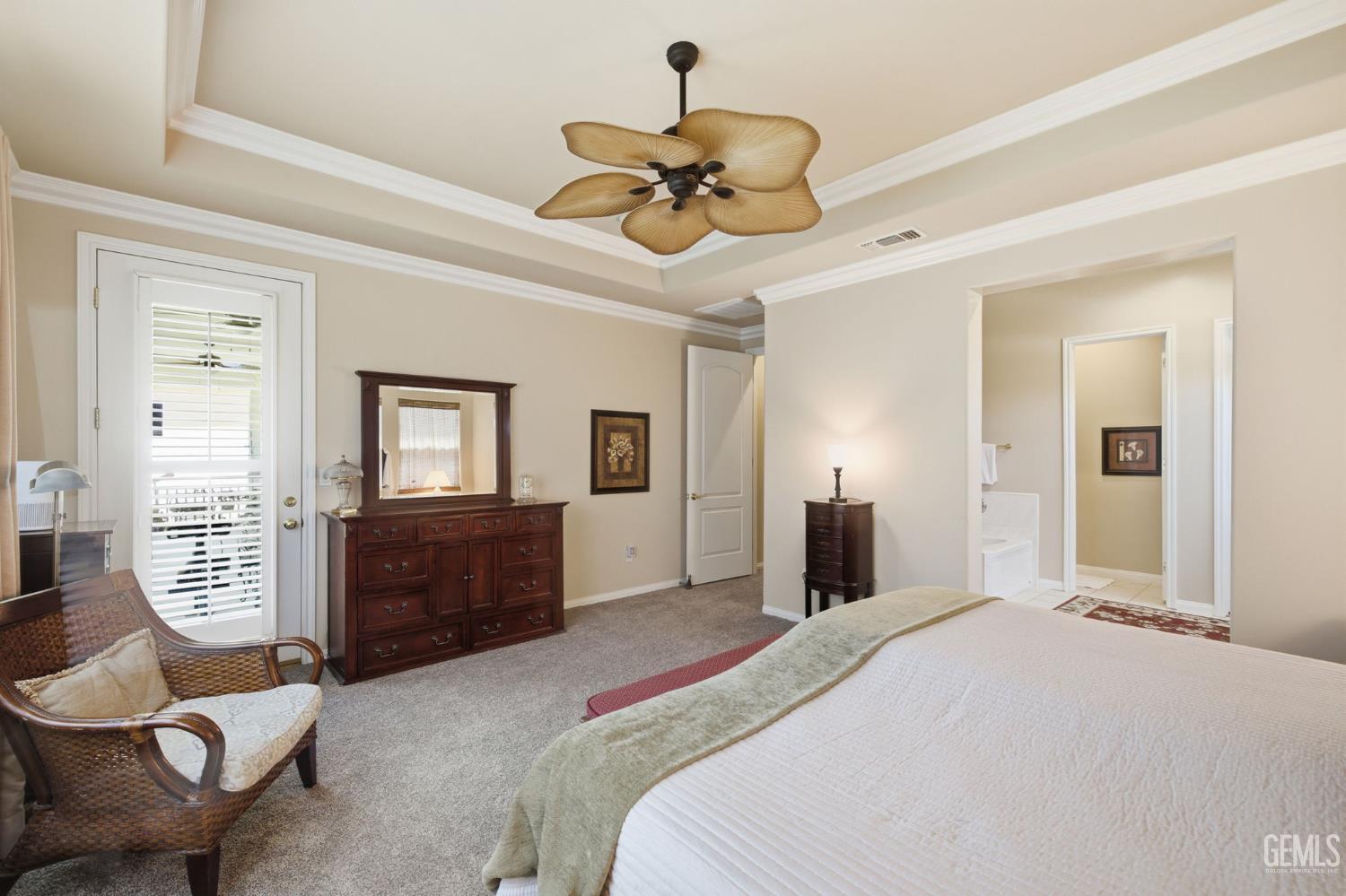 303 Coachman Way