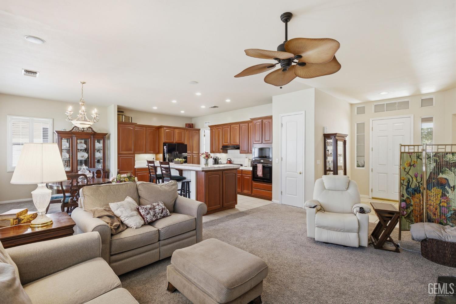 303 Coachman Way