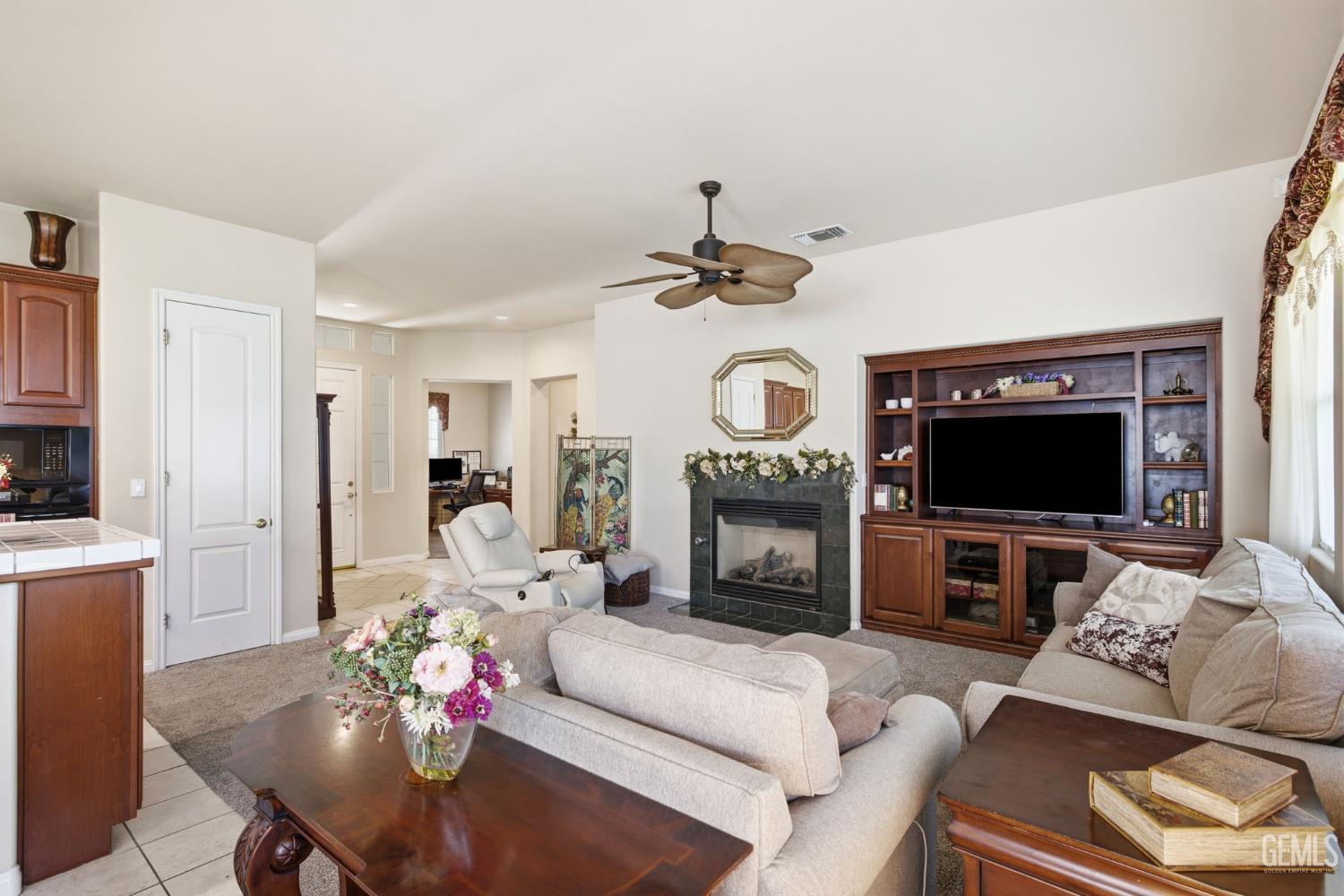 303 Coachman Way