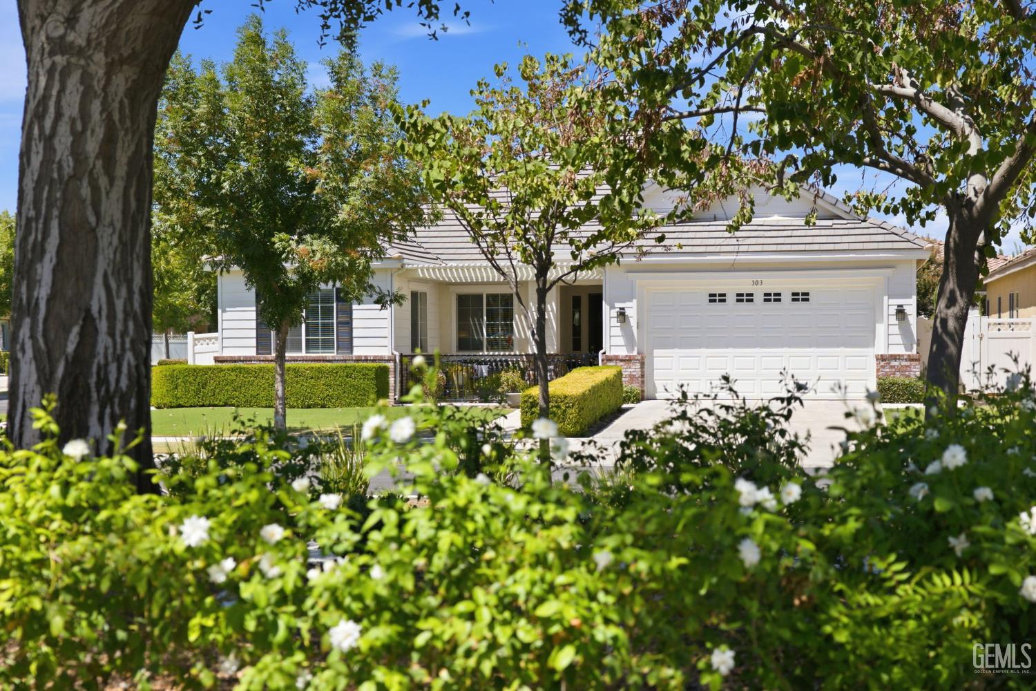 303 Coachman Way