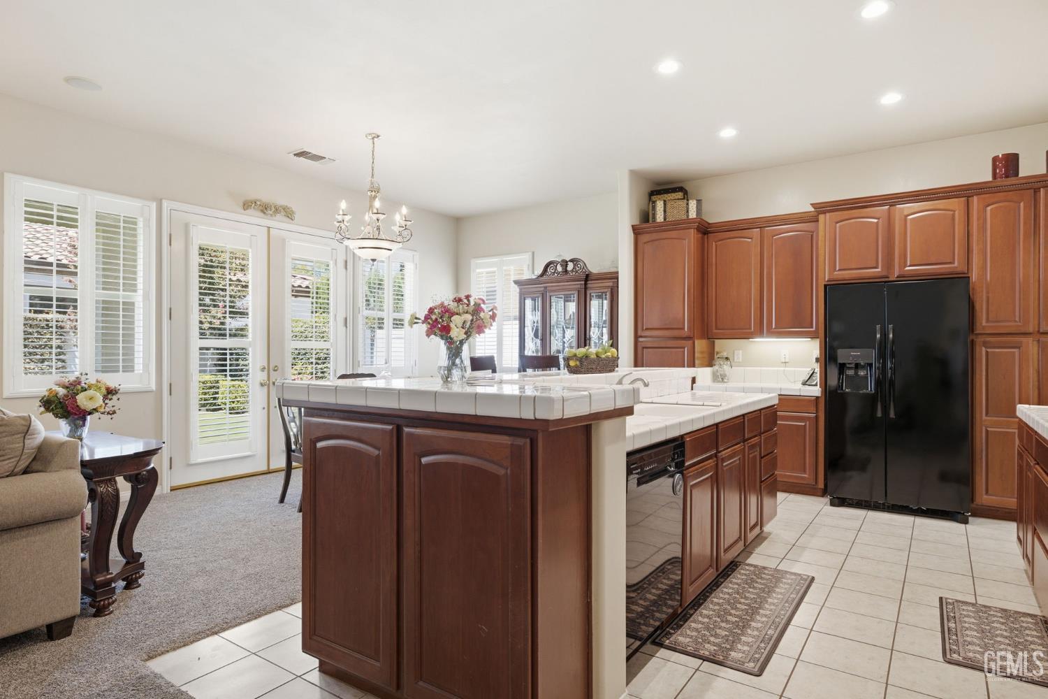 303 Coachman Way