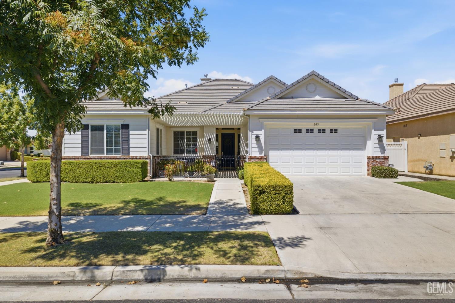 303 Coachman Way