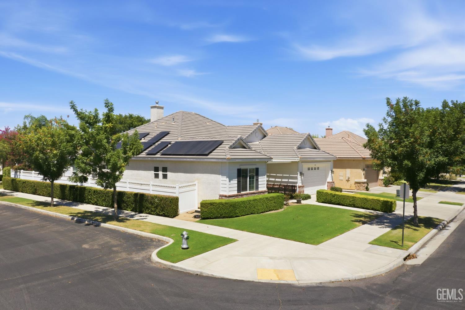303 Coachman Way
