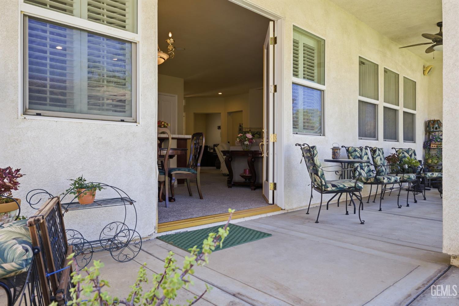 303 Coachman Way
