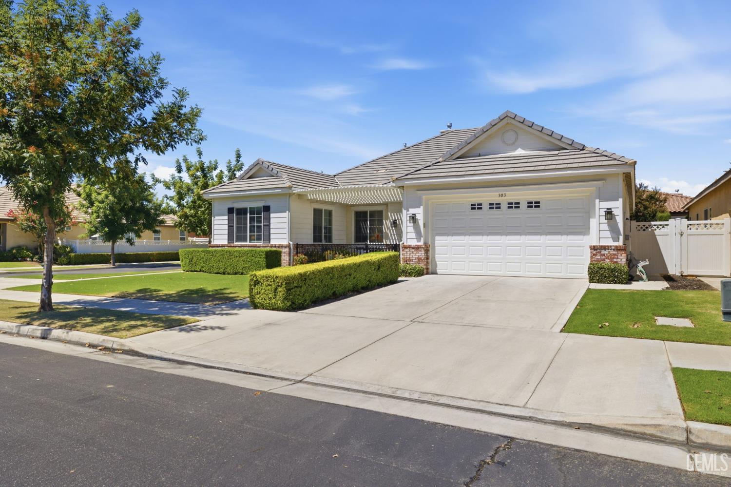 303 Coachman Way