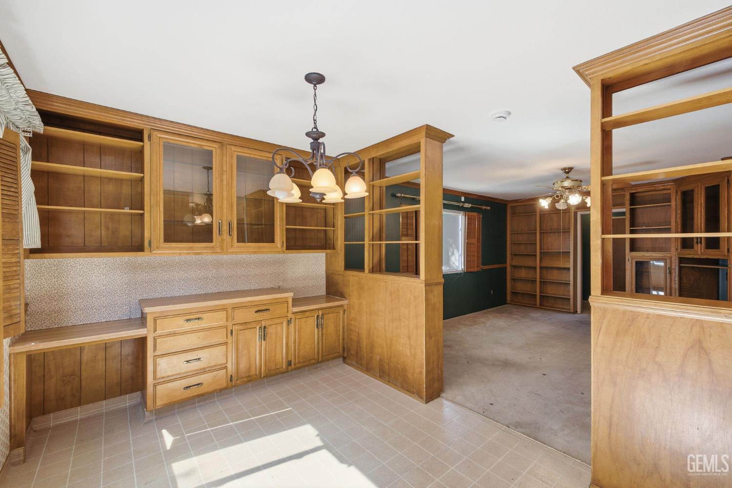 2004 Juniper Court