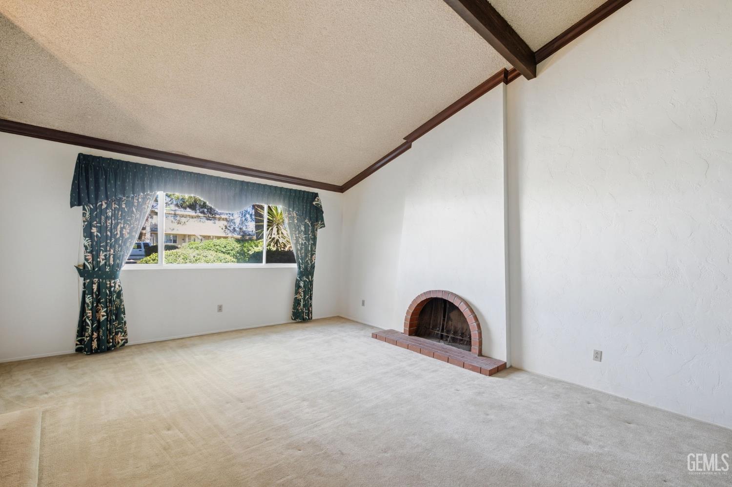 2004 Juniper Court