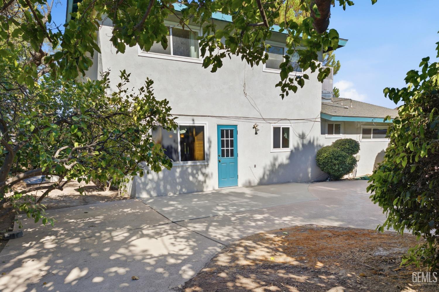 2004 Juniper Court