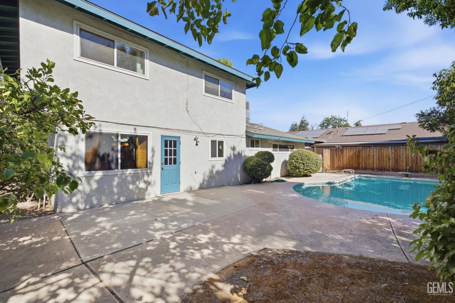 2004 Juniper Court