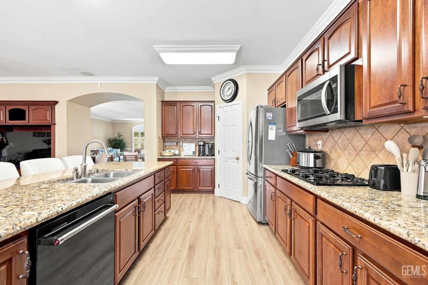 12600 Stablegate Drive