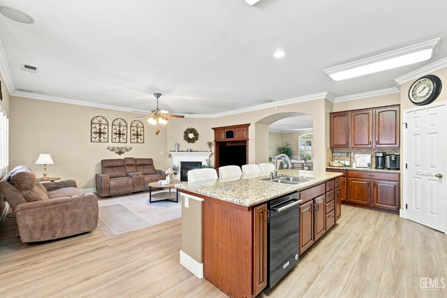 12600 Stablegate Drive