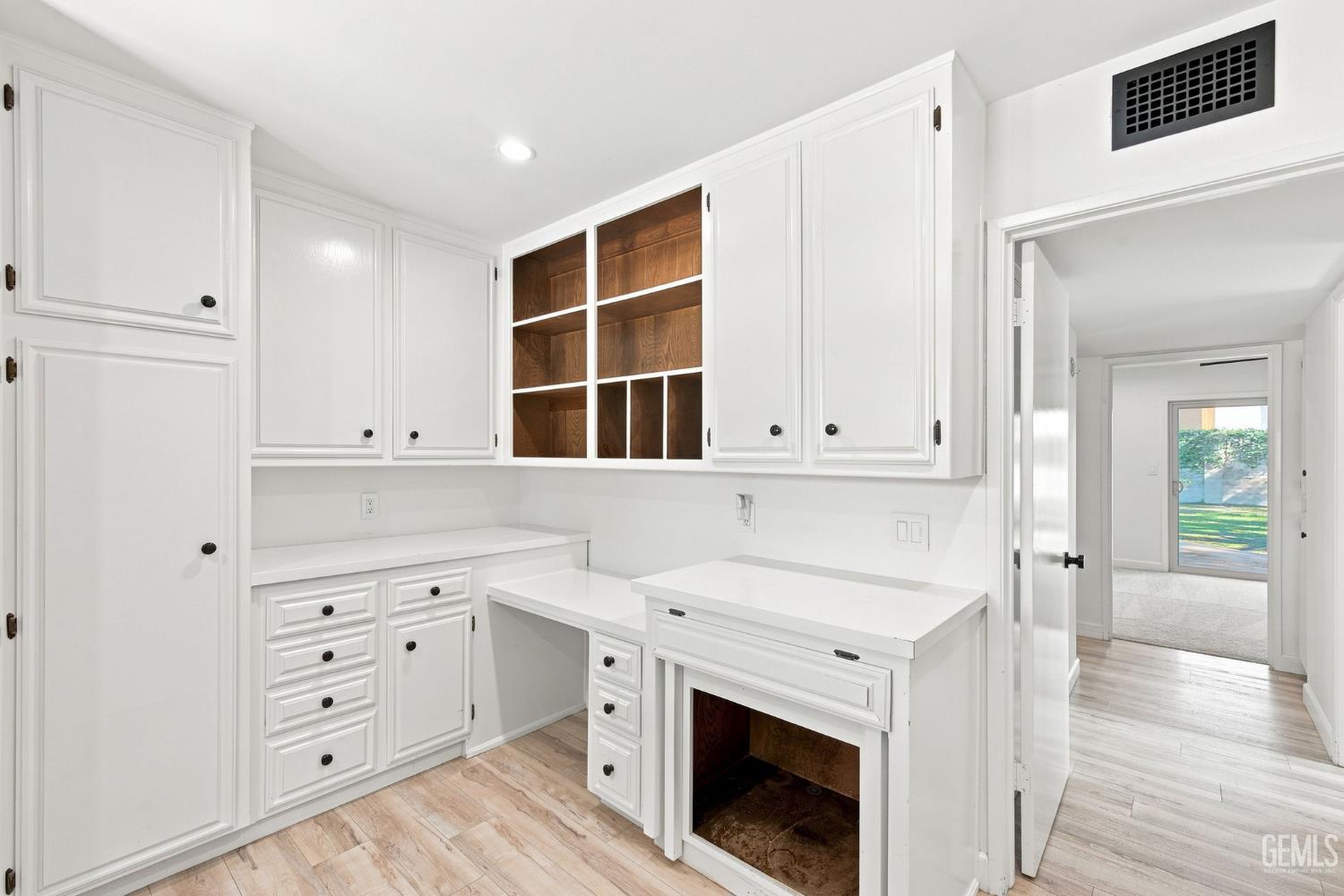 7800 De Colores Court