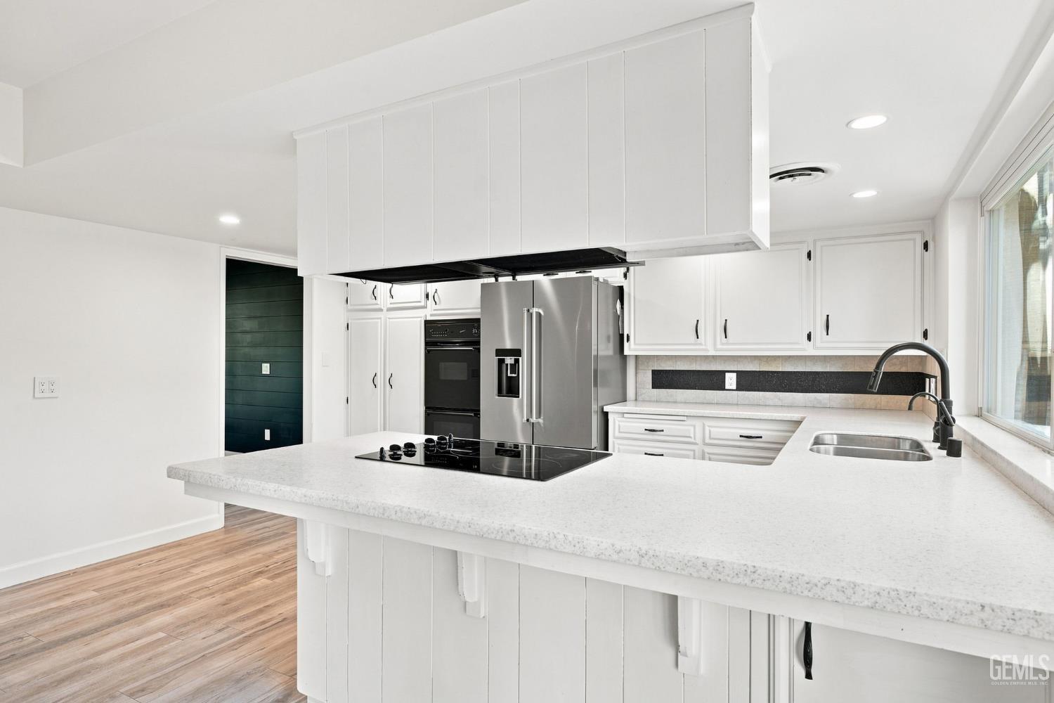 7800 De Colores Court