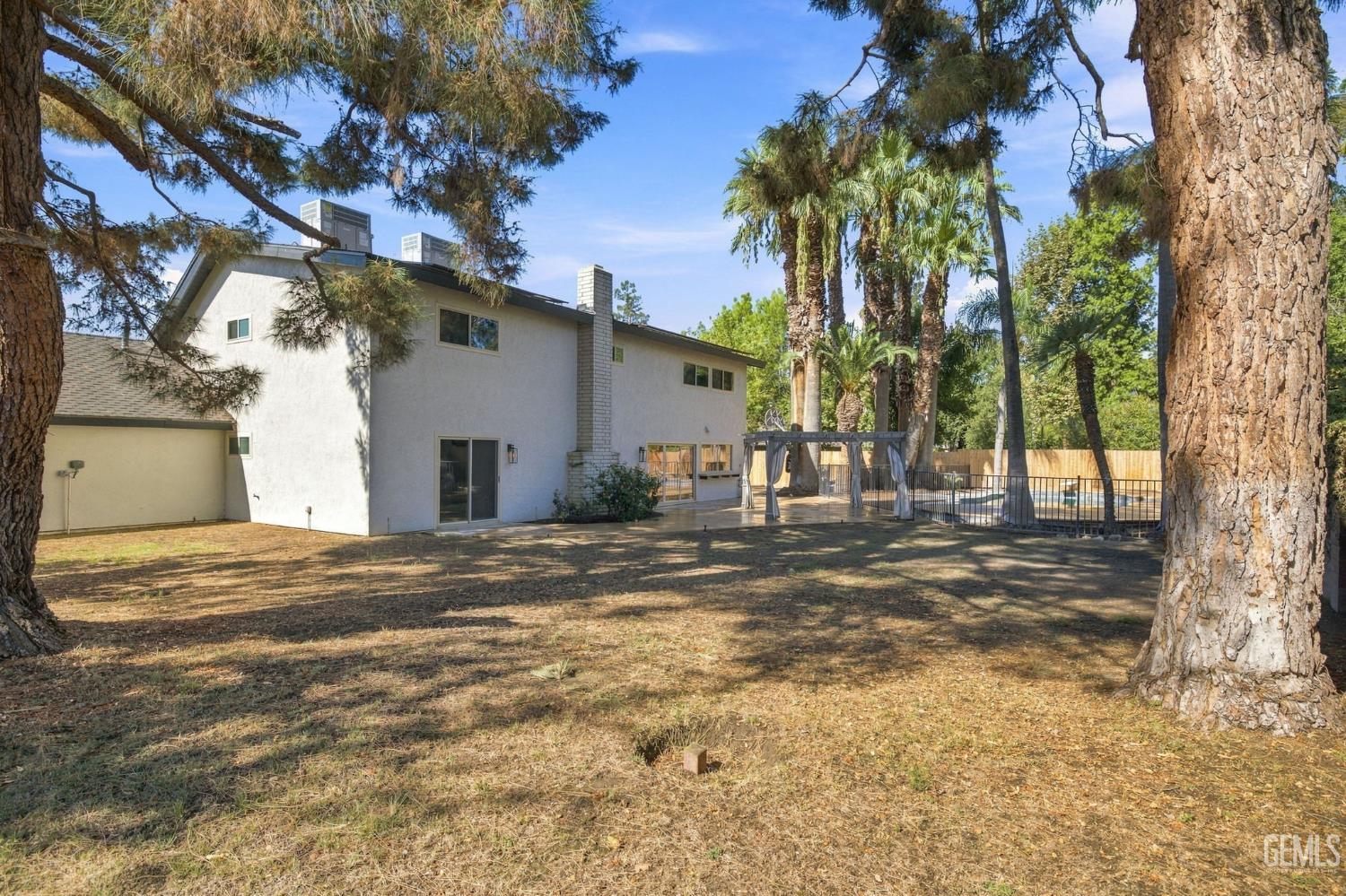 7800 De Colores Court