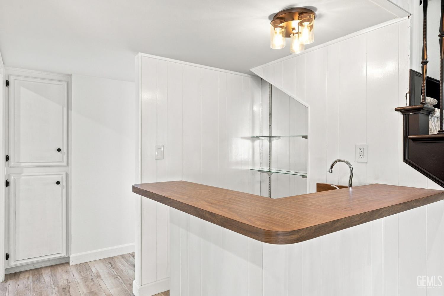 7800 De Colores Court