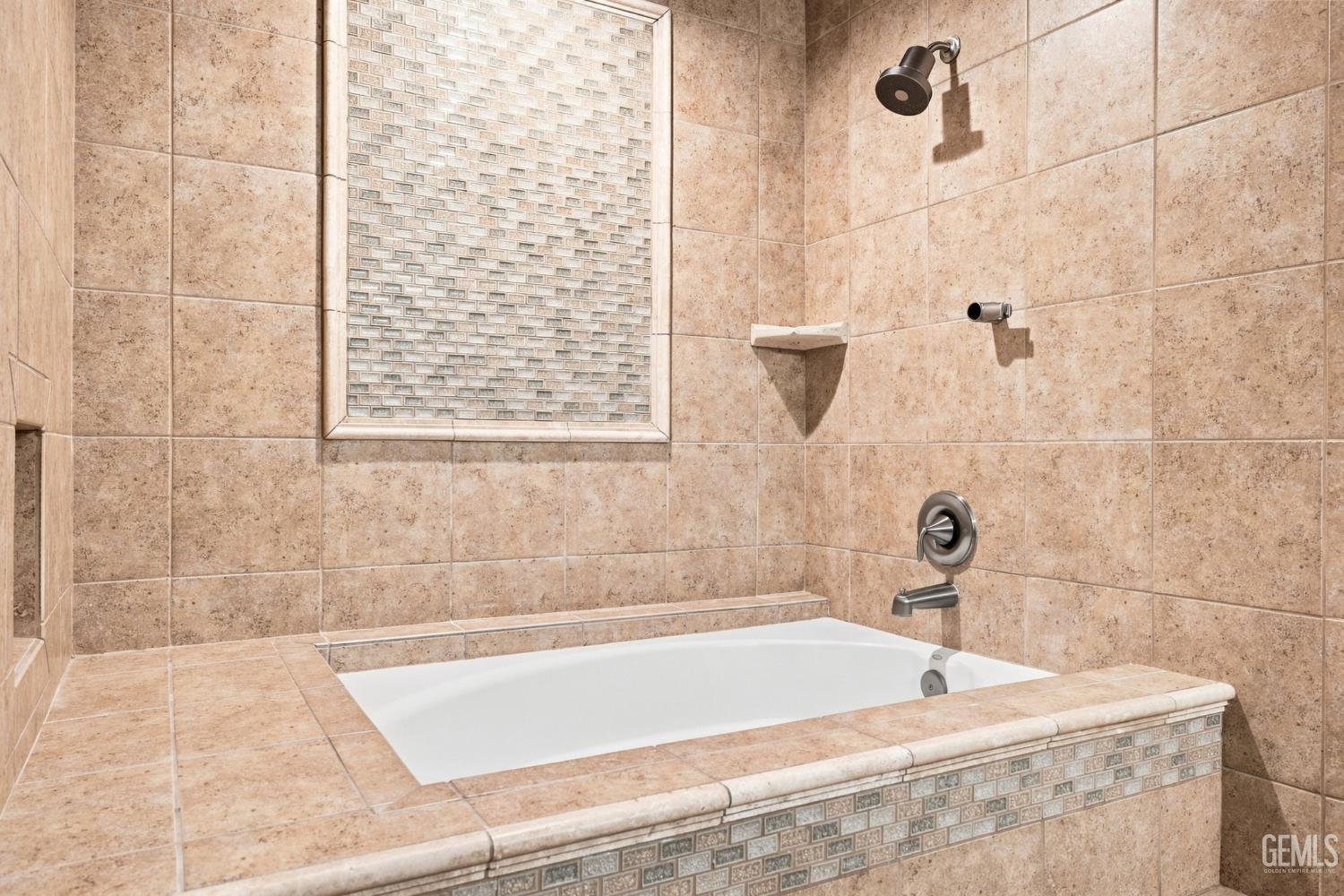 7800 De Colores Court