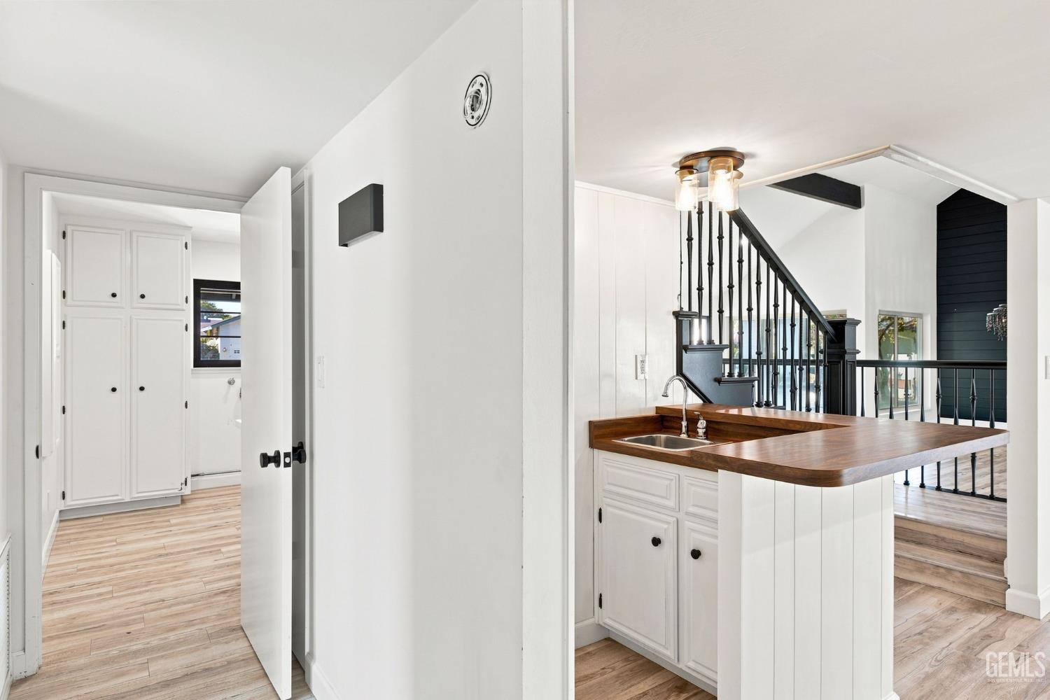7800 De Colores Court