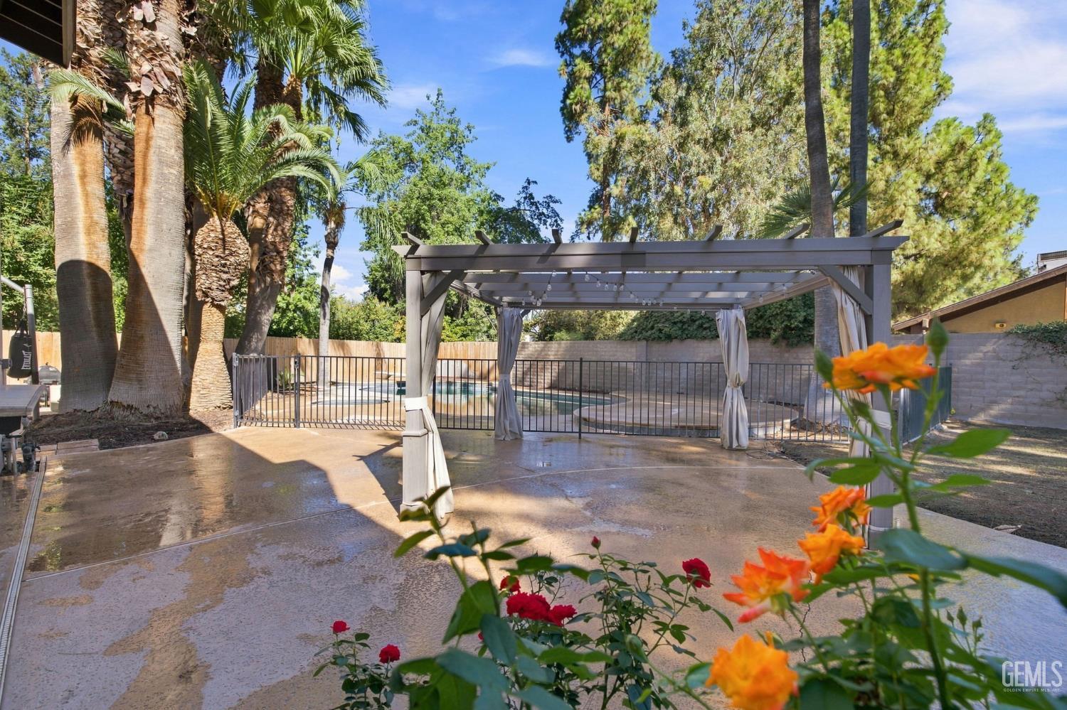 7800 De Colores Court