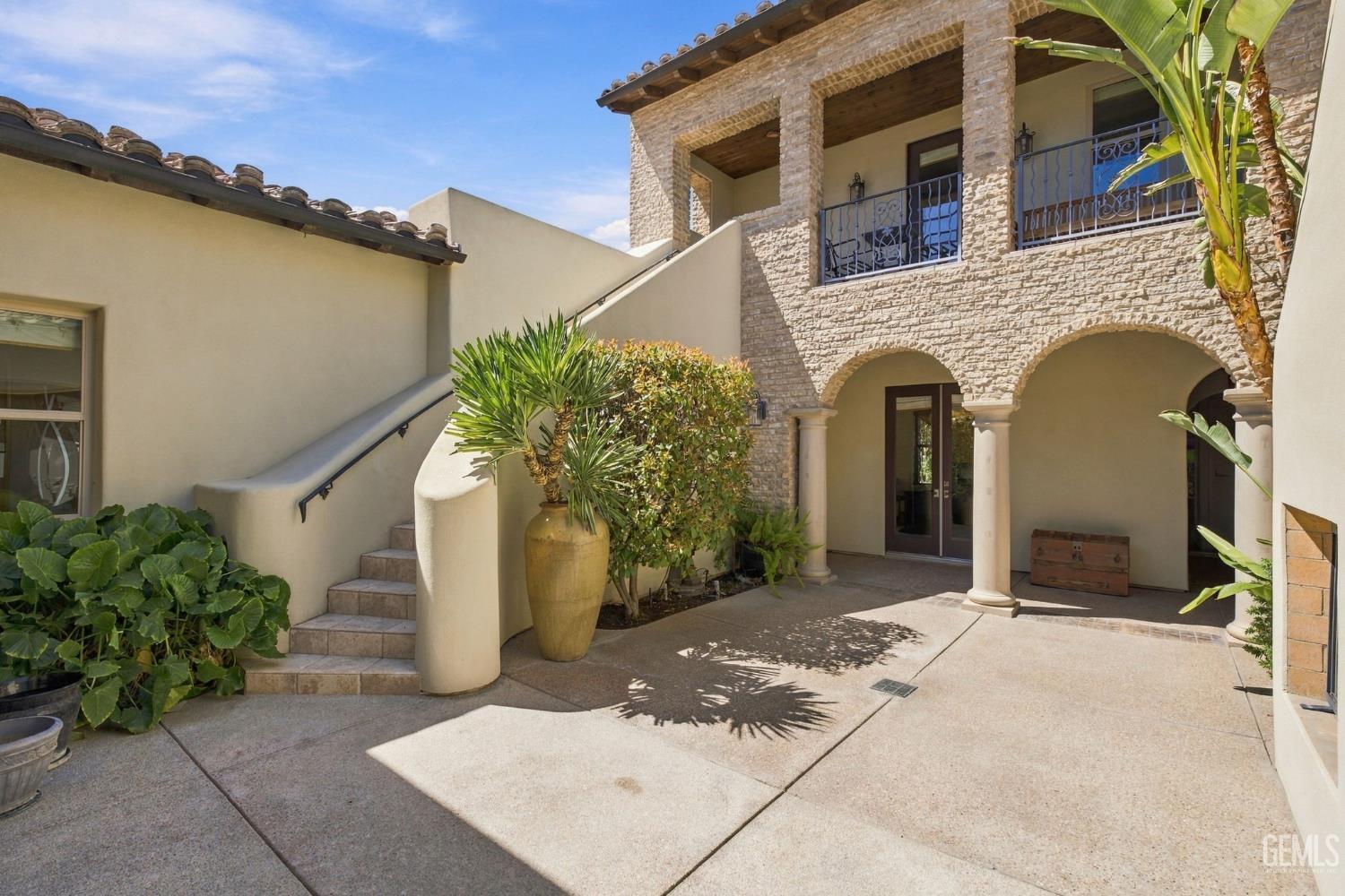 2114 Tiverton Drive