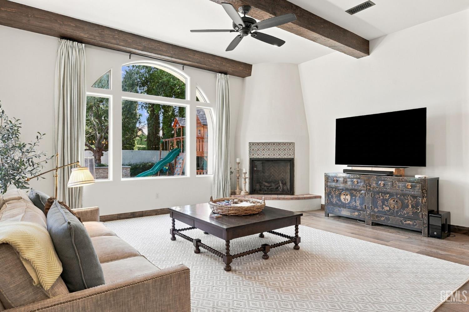 2114 Tiverton Drive