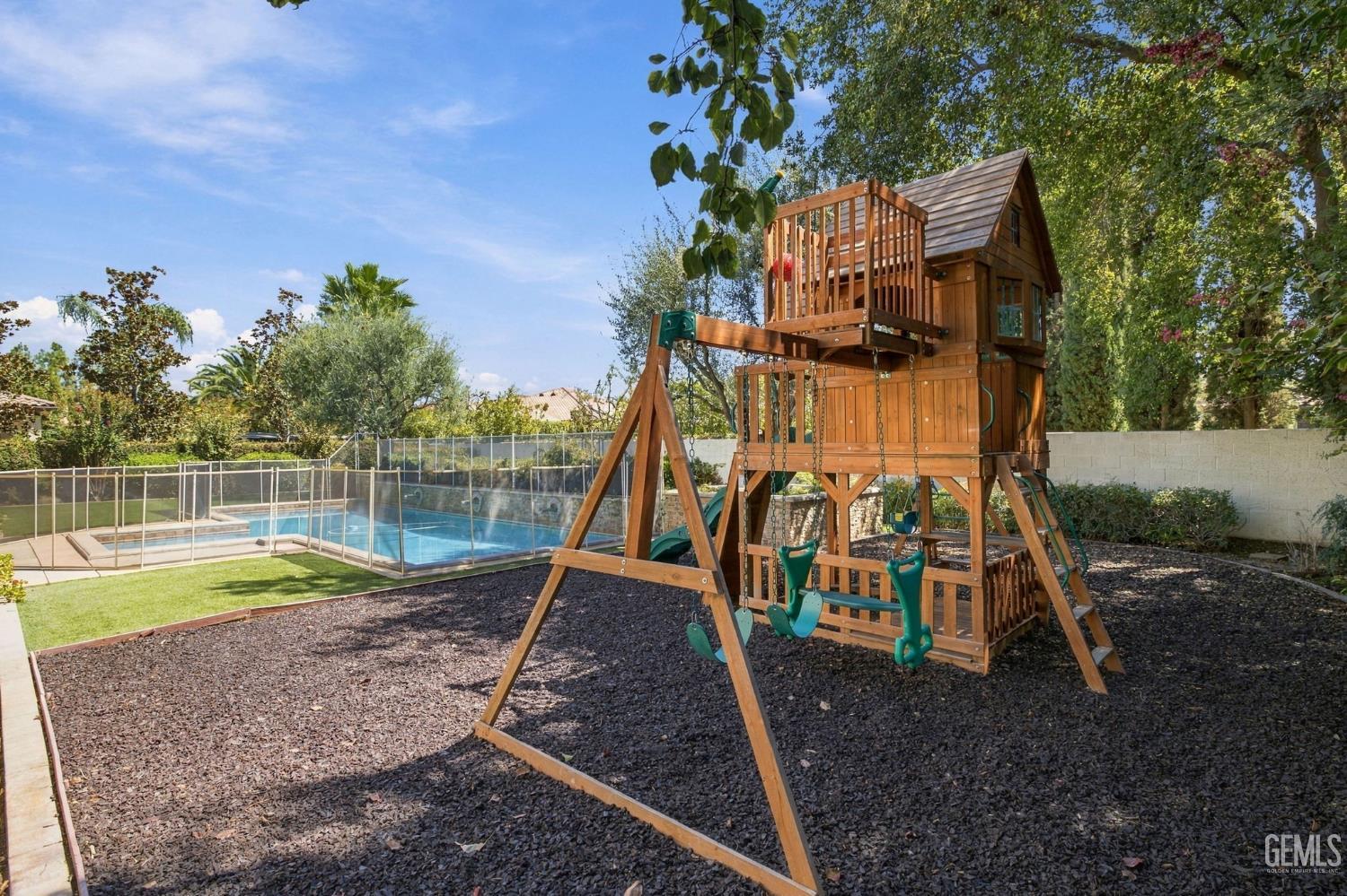2114 Tiverton Drive