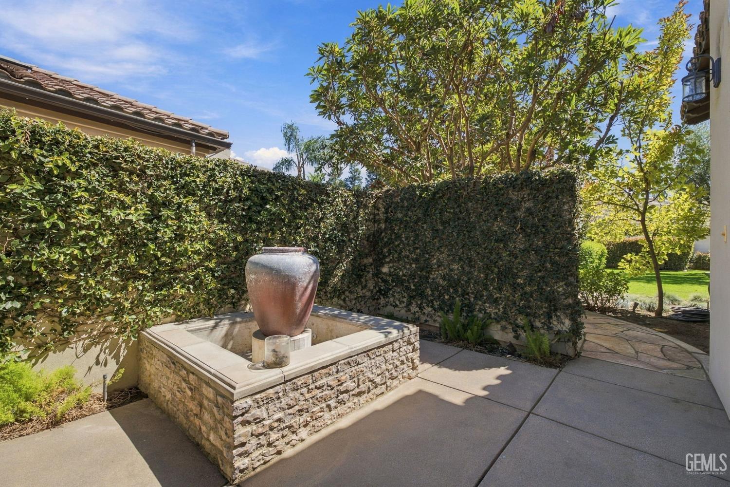 2114 Tiverton Drive