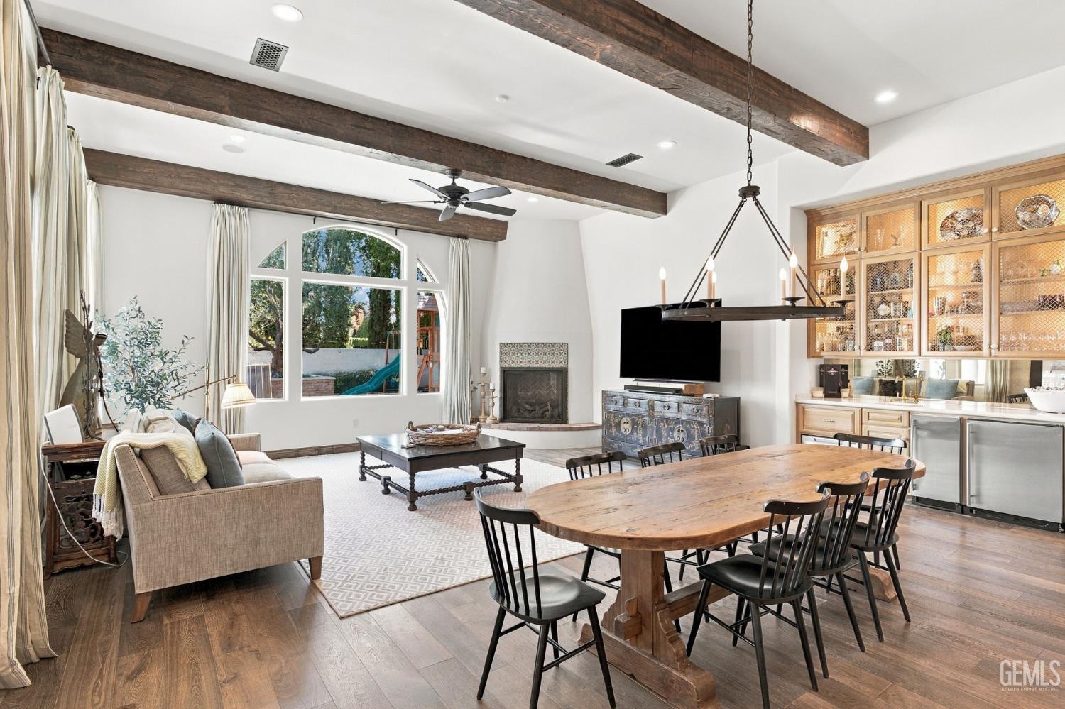 2114 Tiverton Drive