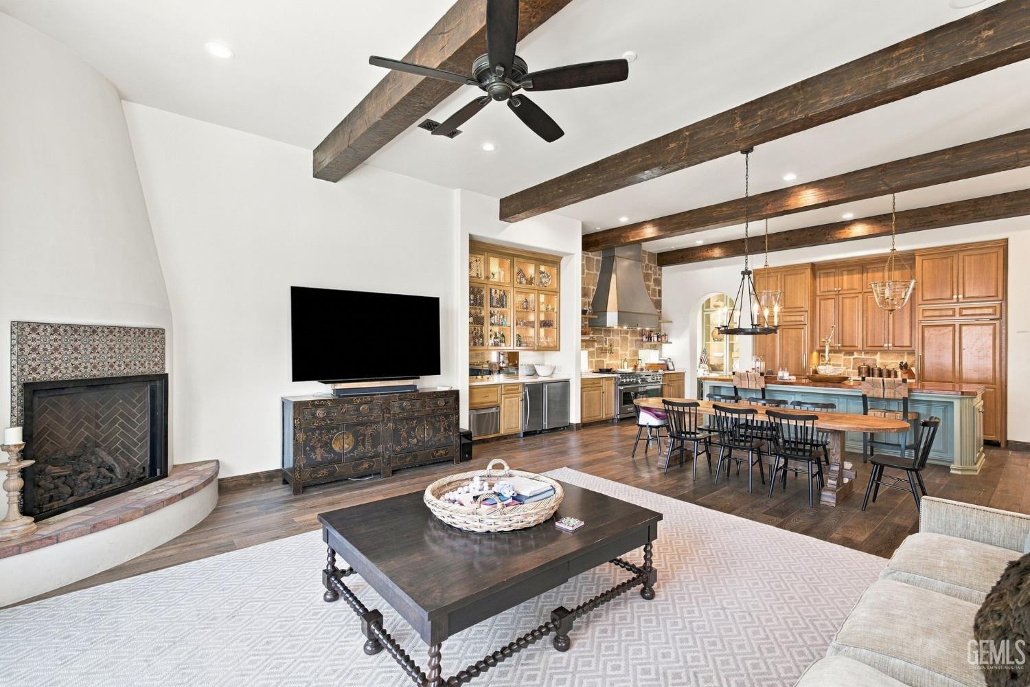 2114 Tiverton Drive