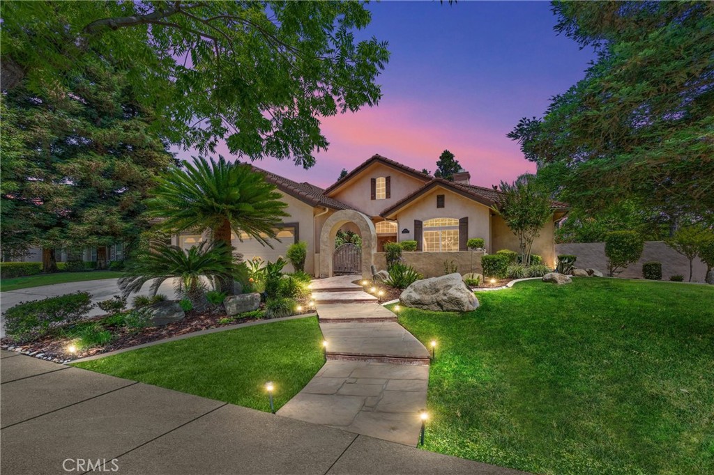 1806 Briercliff Court