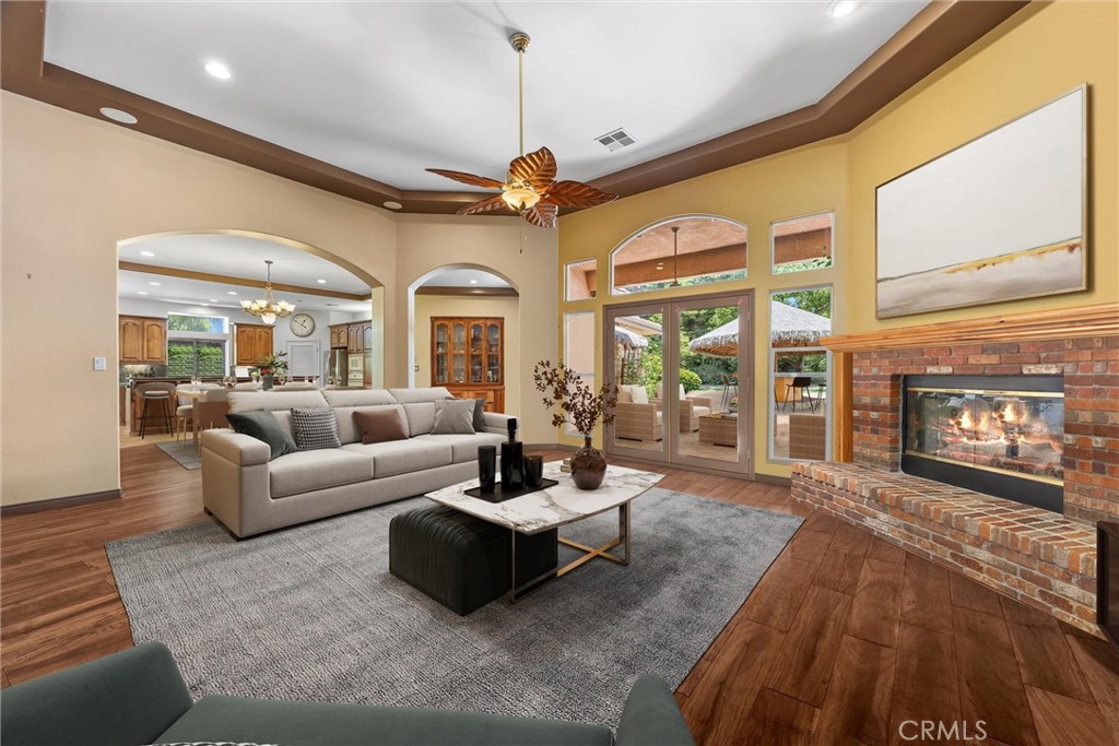 1806 Briercliff Court