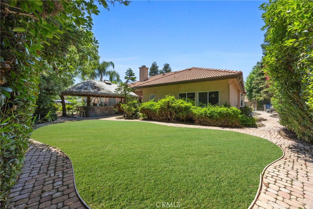 1806 Briercliff Court