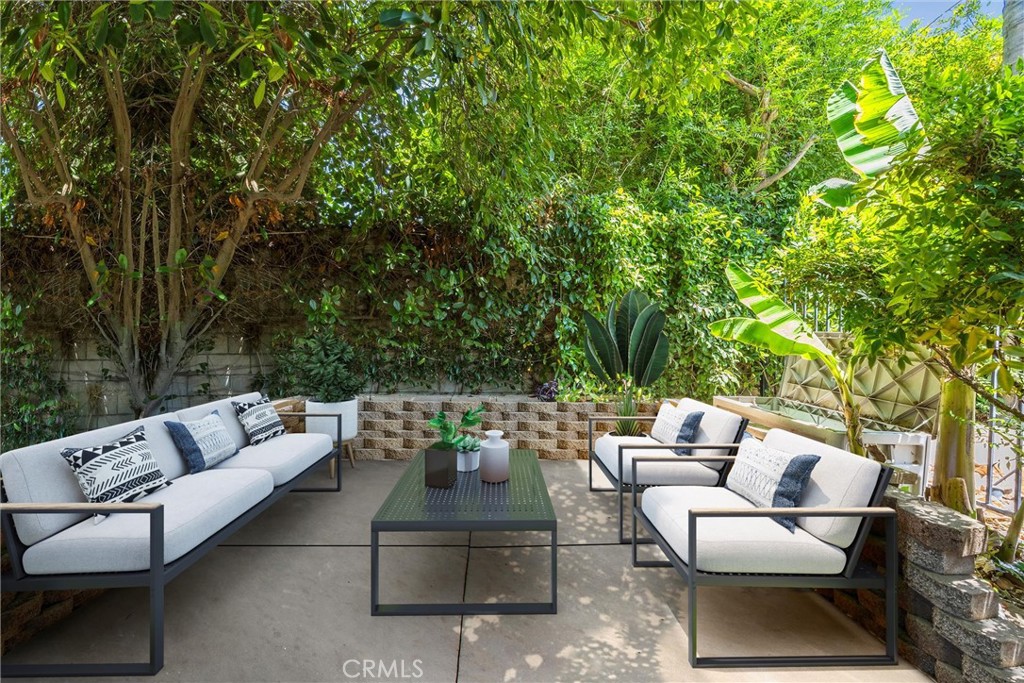 1806 Briercliff Court