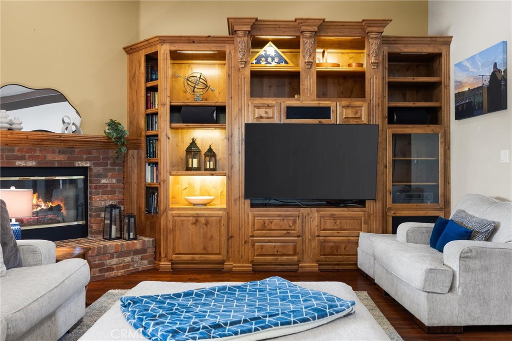 1806 Briercliff Court